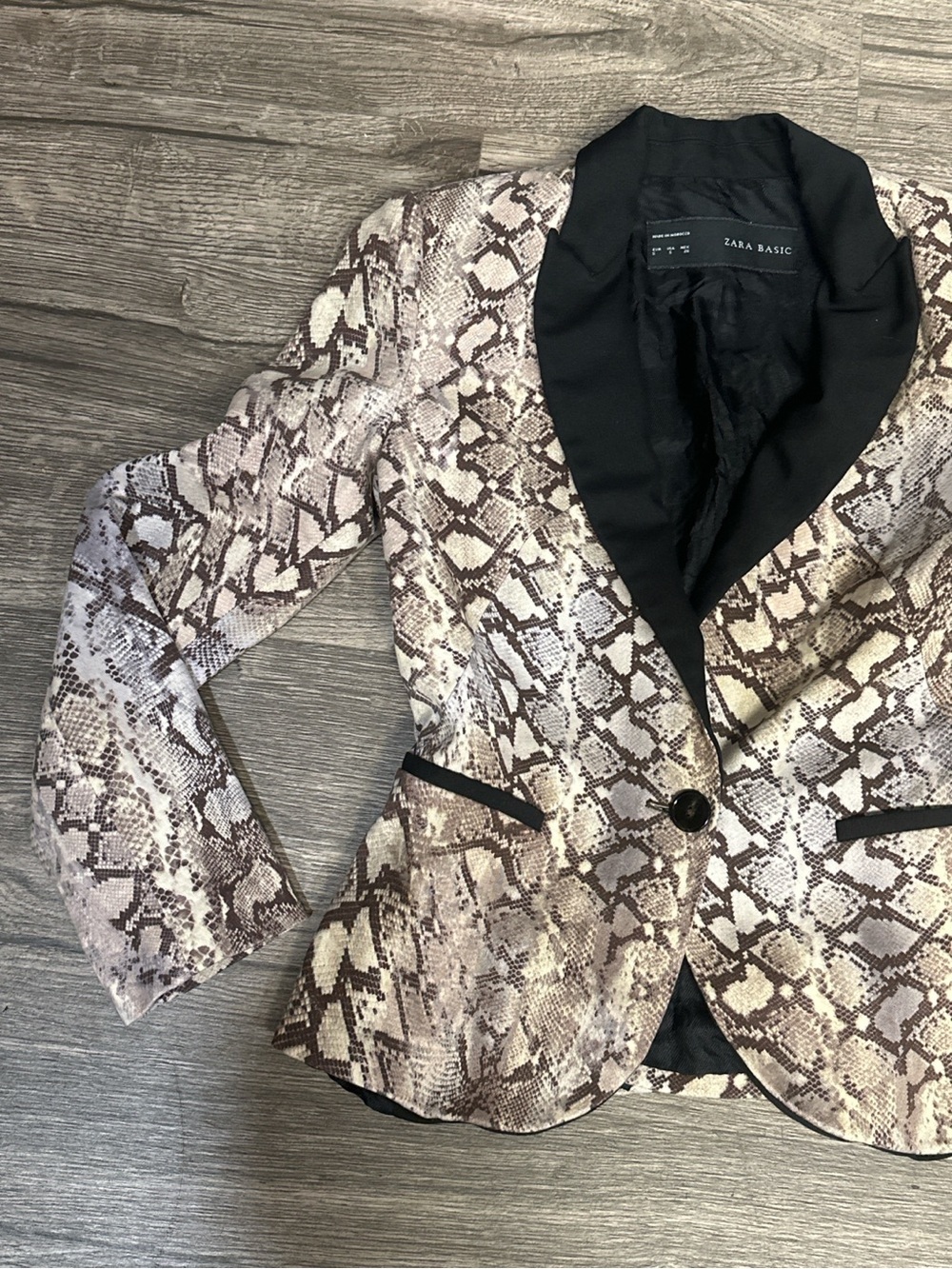 Zara Basic Snakeskin Print Blazer Size S Black Lapel - Picture 4 of 8